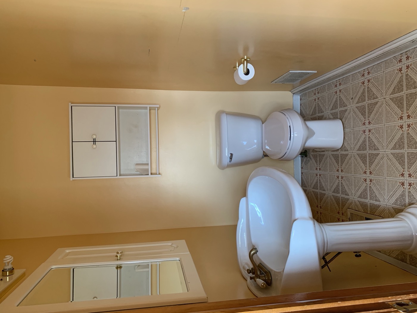 Half bath before — Acorn Properties renovation